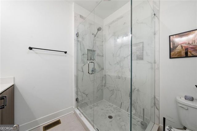 1242 Cushenberry Lane 10, Atlanta, GA 30318