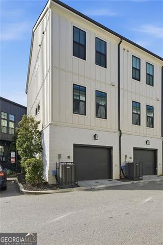 1242 Cushenberry Lane 10, Atlanta, GA 30318