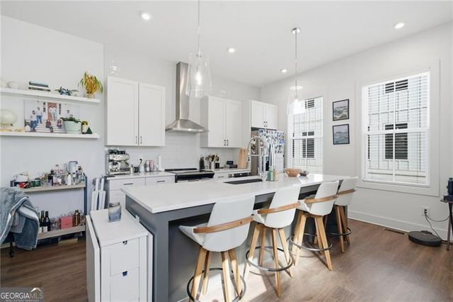 1242 Cushenberry Lane 10, Atlanta, GA 30318