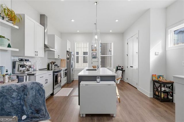 1242 Cushenberry Lane 10, Atlanta, GA 30318