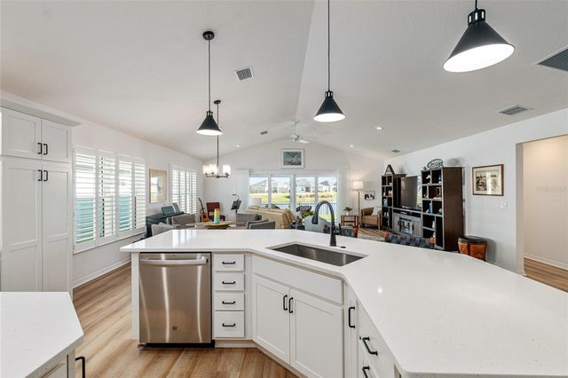 2004 BOOTH PLACE, The Villages, FL 34762