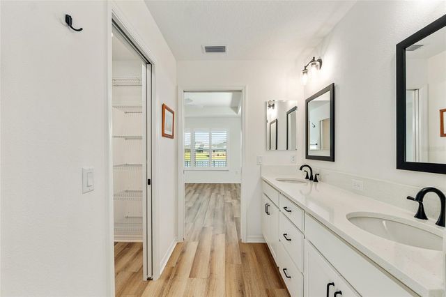 2004 BOOTH PLACE, The Villages, FL 34762