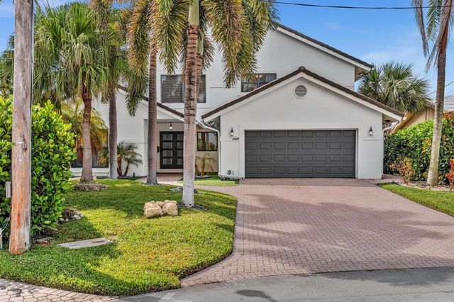 2888 NE 33rd Street, Lighthouse Point, FL 33064