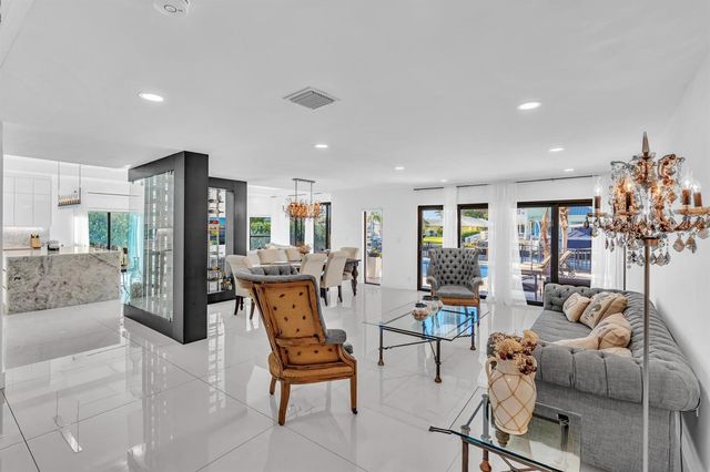 2888 NE 33rd Street, Lighthouse Point, FL 33064