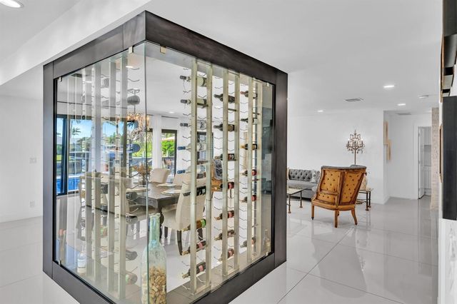 2888 NE 33rd Street, Lighthouse Point, FL 33064