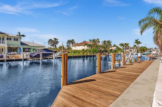 2888 NE 33rd Street, Lighthouse Point, FL 33064