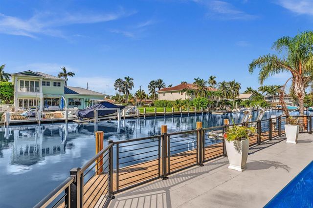 2888 NE 33rd Street, Lighthouse Point, FL 33064