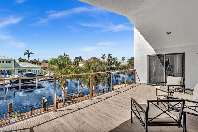 2888 NE 33rd Street, Lighthouse Point, FL 33064