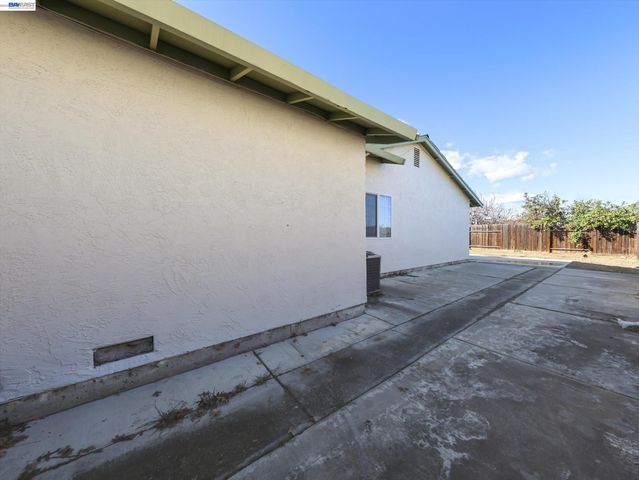 3432 Danielle Pl, Bay Point, CA 94565