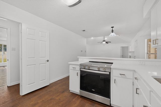 13930 Briarwood Court, Azle, TX 76020