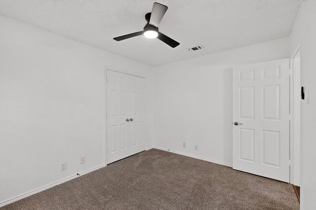13930 Briarwood Court, Azle, TX 76020