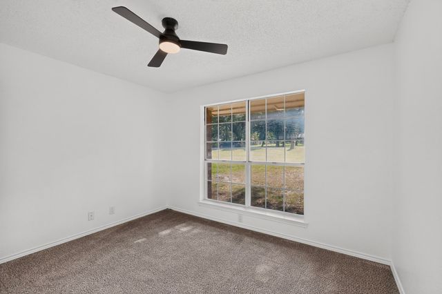 13930 Briarwood Court, Azle, TX 76020