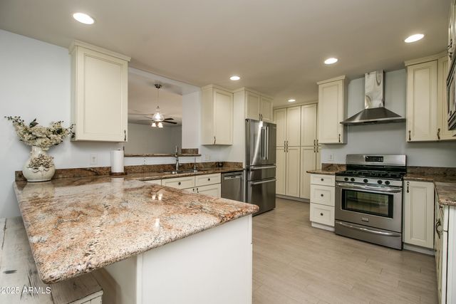 2017 W EDGEMONT Avenue, Phoenix, AZ 85009