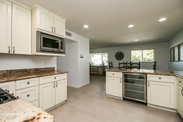 2017 W EDGEMONT Avenue, Phoenix, AZ 85009