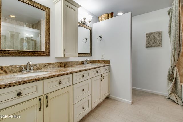 2017 W EDGEMONT Avenue, Phoenix, AZ 85009