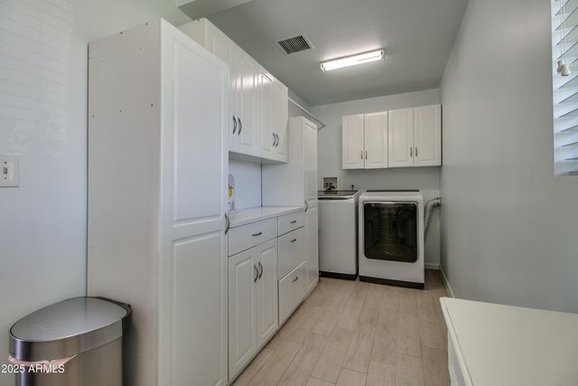 2017 W EDGEMONT Avenue, Phoenix, AZ 85009