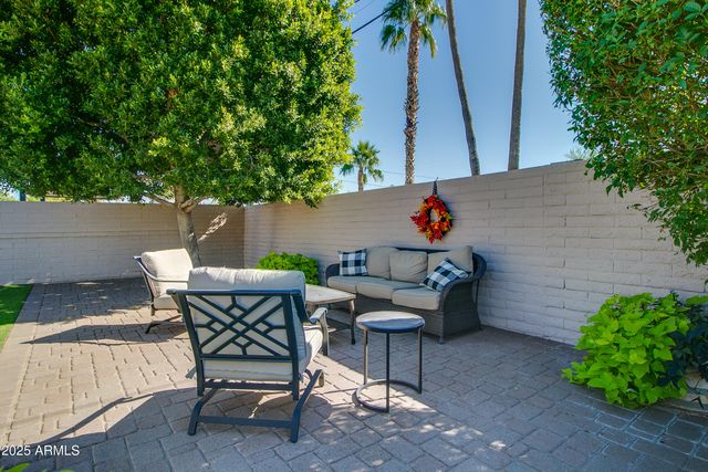 2017 W EDGEMONT Avenue, Phoenix, AZ 85009