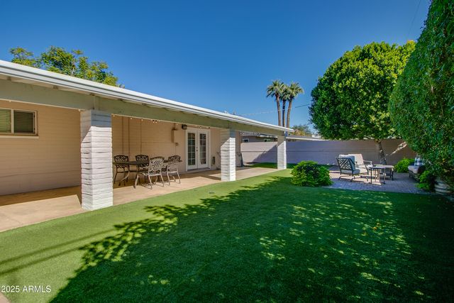 2017 W EDGEMONT Avenue, Phoenix, AZ 85009