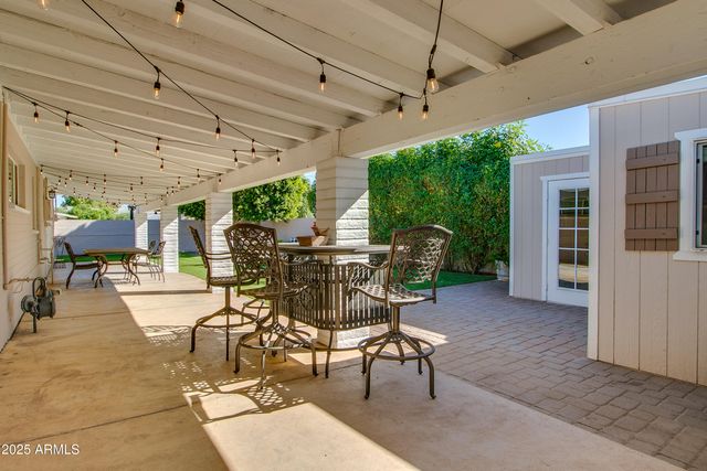 2017 W EDGEMONT Avenue, Phoenix, AZ 85009