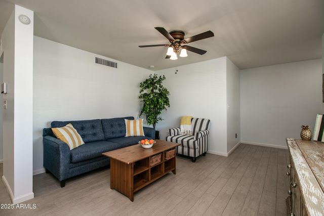 2017 W EDGEMONT Avenue, Phoenix, AZ 85009