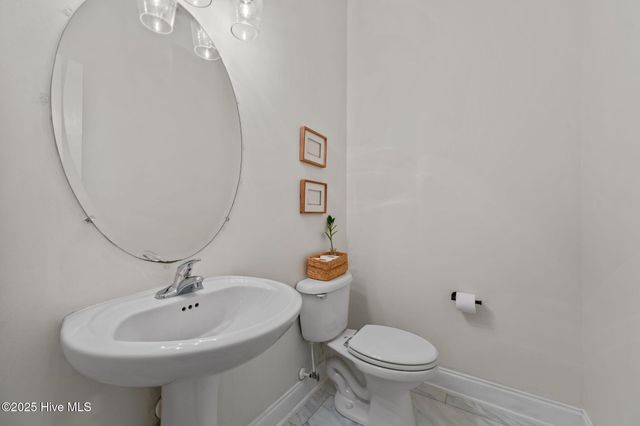 321 Jasmine Lane, Jacksonville, NC 28546