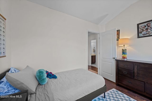 321 Jasmine Lane, Jacksonville, NC 28546