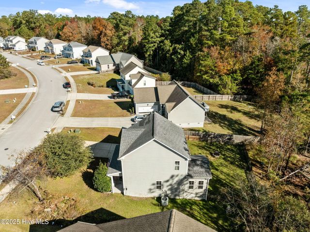 321 Jasmine Lane, Jacksonville, NC 28546