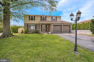 913 HEARTHSTONE LANE, Reading, PA 19608