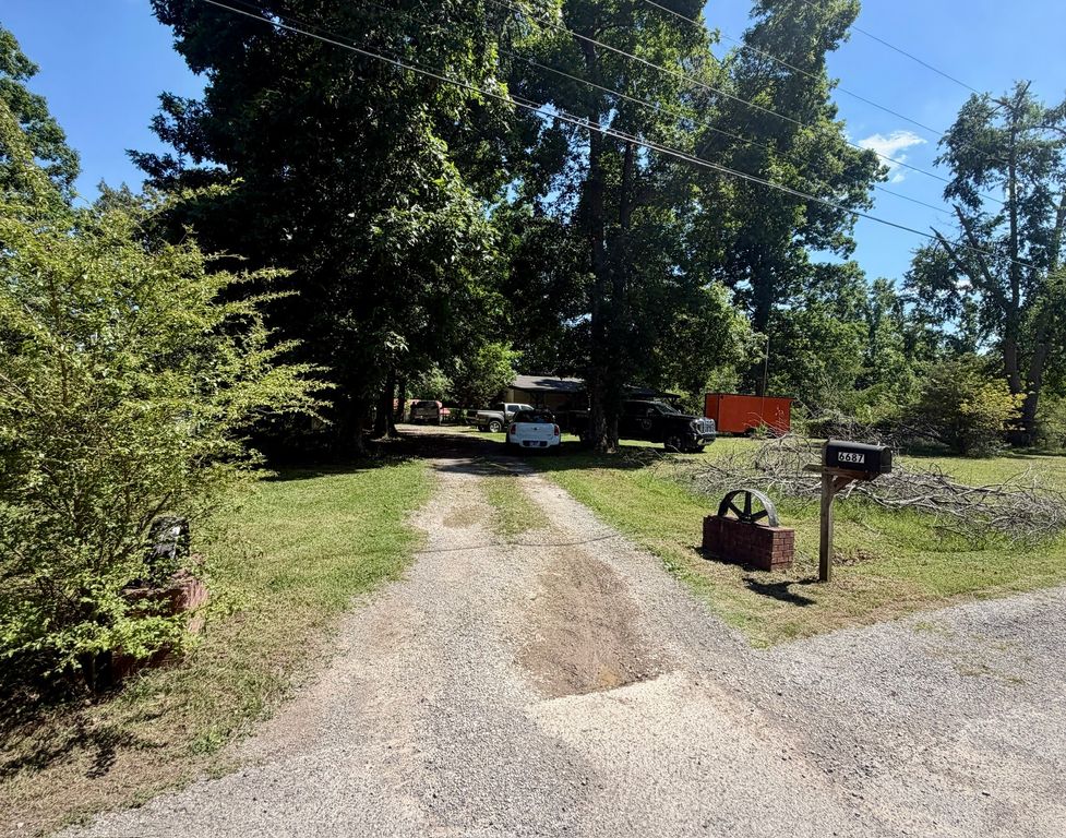 6687 Beverly Dr, Lyles, TN 37098