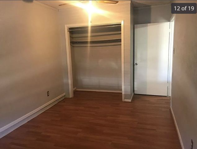 210 Nettletree Street, Arlington, TX 76018