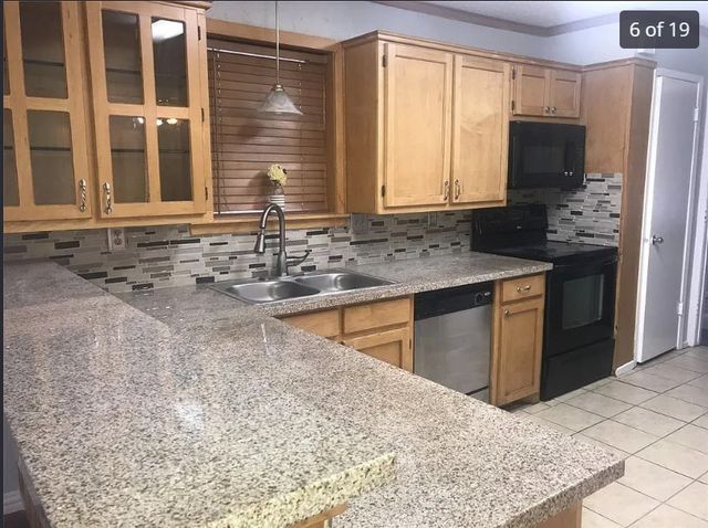 210 Nettletree Street, Arlington, TX 76018