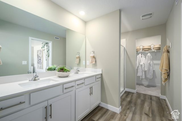 7594 S OPAL MOUNTAIN WAY #210, West Jordan, UT 84081