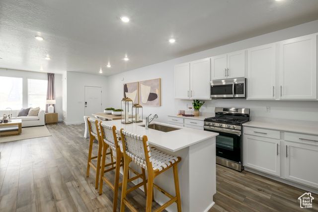 7594 S OPAL MOUNTAIN WAY #210, West Jordan, UT 84081