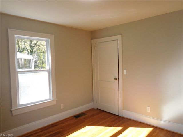 1432 Miller Street, Winston-salem, NC 27103