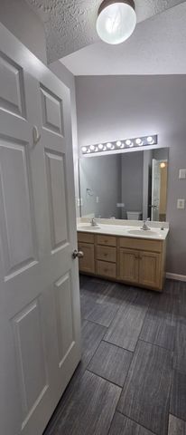 1071 Rambling Brook Rd, Nashville, TN 37218