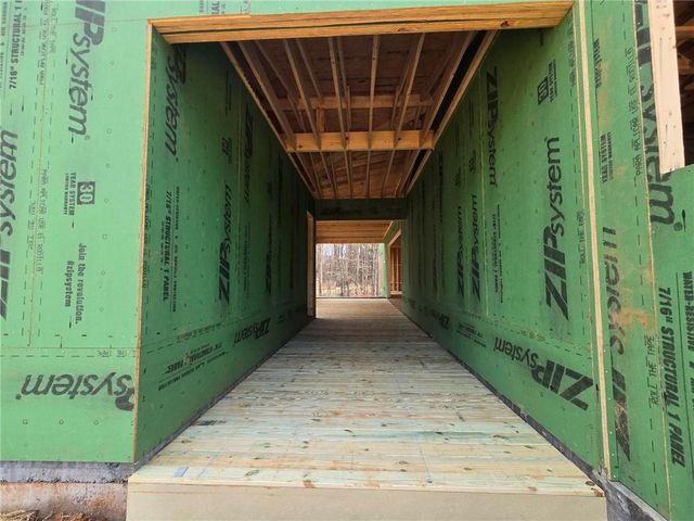 130 Cedarwood Lane, Roswell, GA 30075