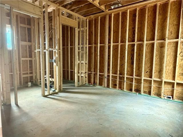 130 Cedarwood Lane, Roswell, GA 30075
