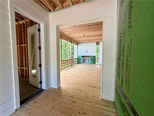 130 Cedarwood Lane, Roswell, GA 30075