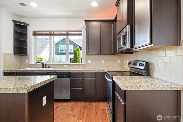 21011 SE 39TH DR, Bothell, WA 98021