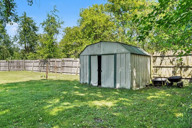 1721 Indian Lakes Road Nw, Sparta Twp, MI 49330