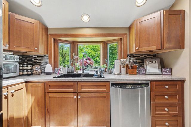 1721 Indian Lakes Road Nw, Sparta Twp, MI 49330