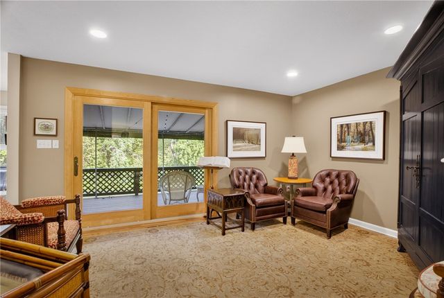 156 Shadow Ridge Dr, Harmar, PA 15238