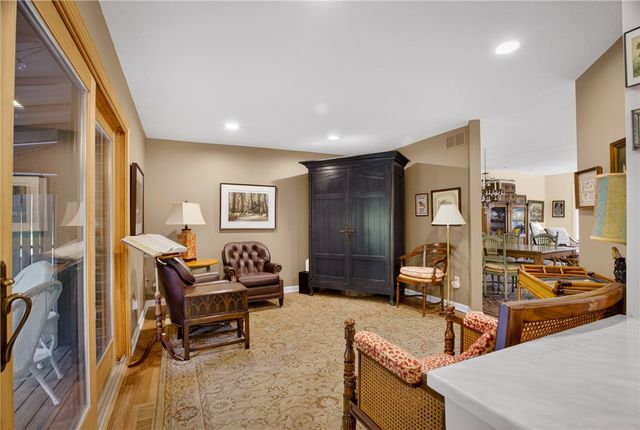 156 Shadow Ridge Dr, Harmar, PA 15238