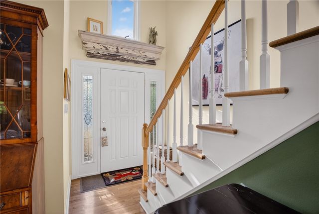 156 Shadow Ridge Dr, Harmar, PA 15238