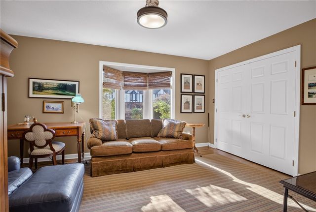 156 Shadow Ridge Dr, Harmar, PA 15238