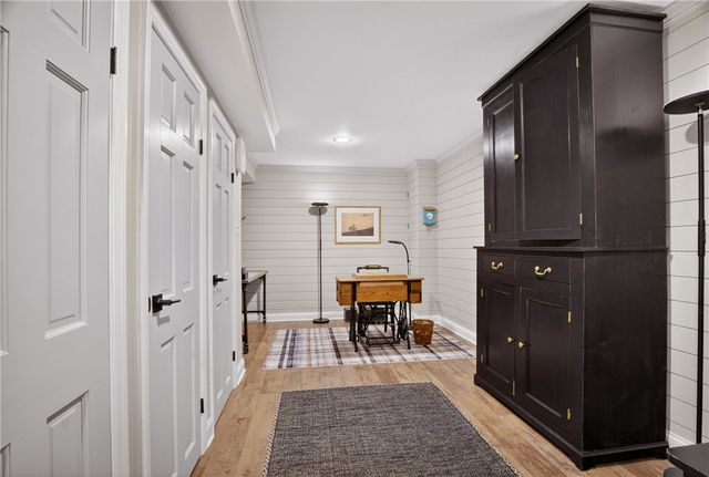 156 Shadow Ridge Dr, Harmar, PA 15238