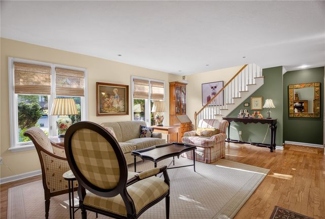 156 Shadow Ridge Dr, Harmar, PA 15238