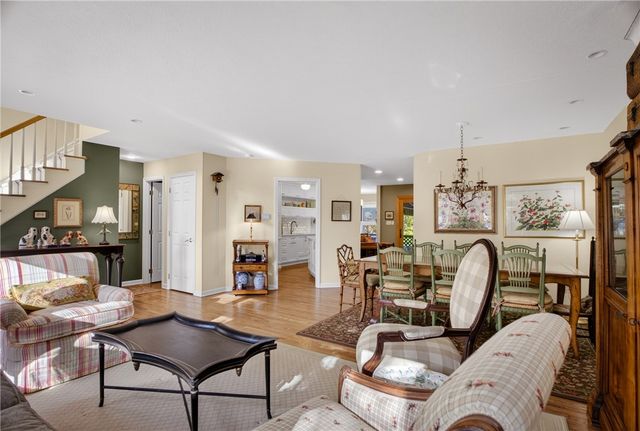 156 Shadow Ridge Dr, Harmar, PA 15238