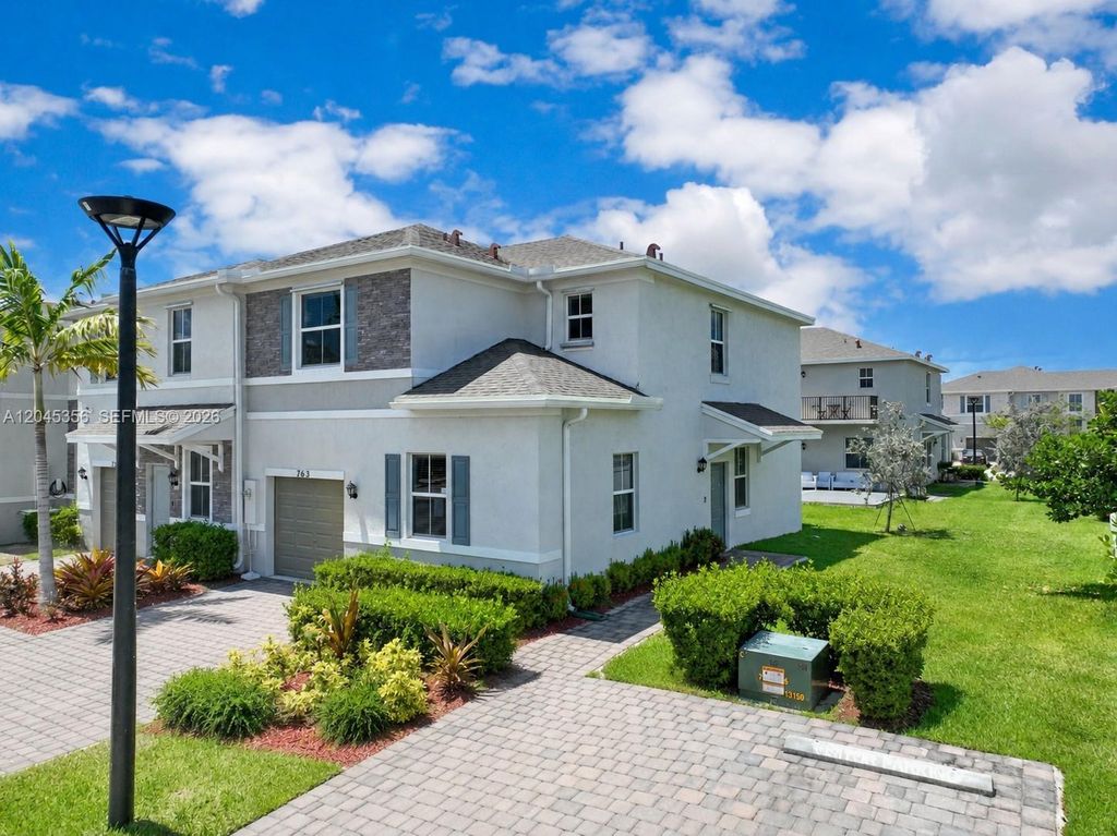 763 SE 17th Street, Homestead, FL 33034