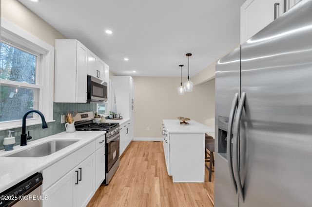 320 Cedar Drive, Lanoka Harbor, NJ 08734